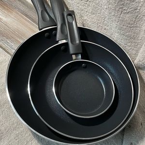 13 piece TFAL Cookware Set